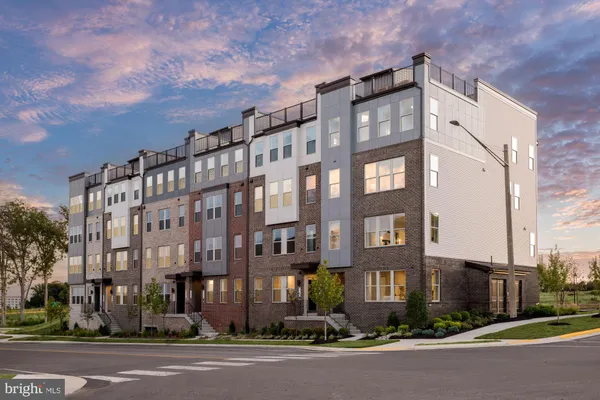 $471,165 | 8592 Lovelace Street, Manassas, VA 20110