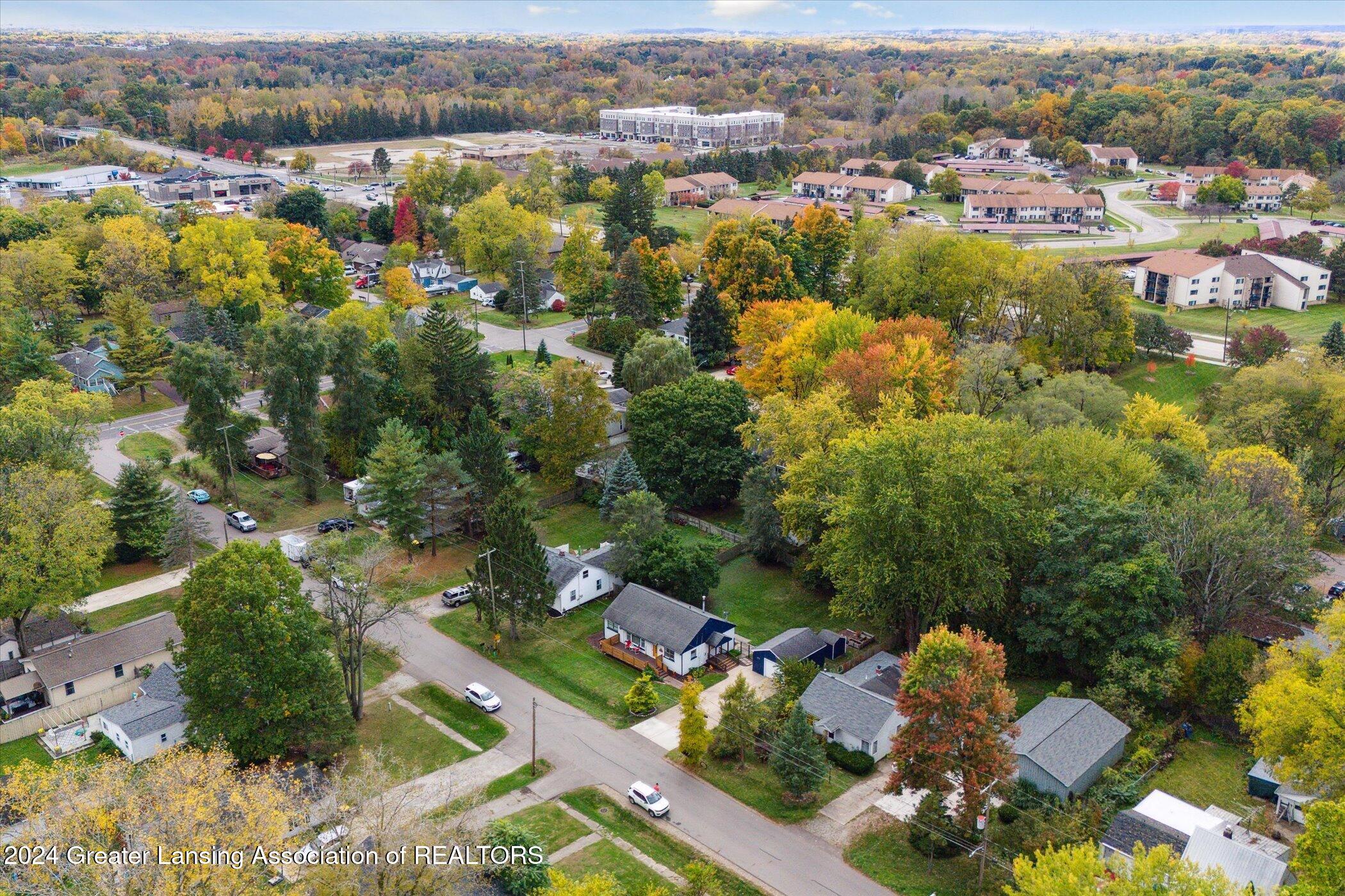 5873 Potter Street Haslett, MI 48840 - Photo 40 of 43 43-5873-Potter-St-Haslett-MI-48840-Windo