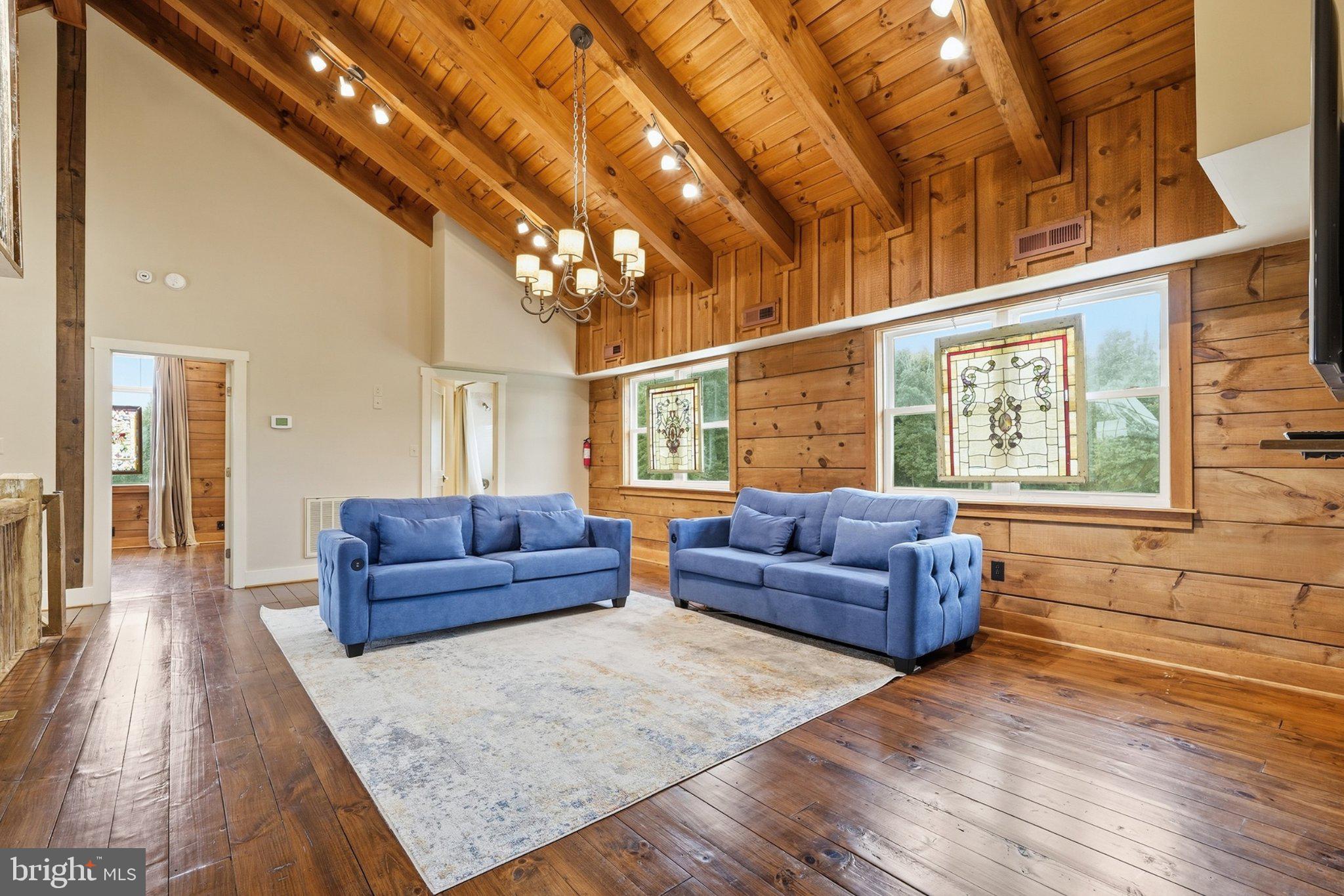43449 Lost Corner Road Leesburg, VA 20176 - Photo 40 of 111 Second Level Living Room