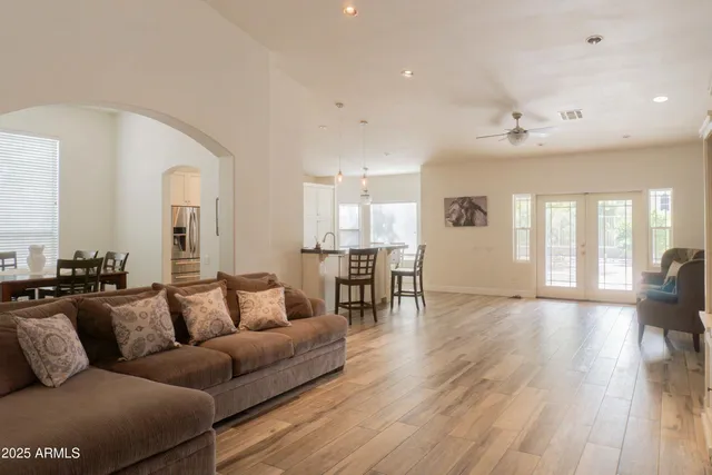 $3,800 | 4933 East Crimson Terrace, Cave Creek, AZ 85331