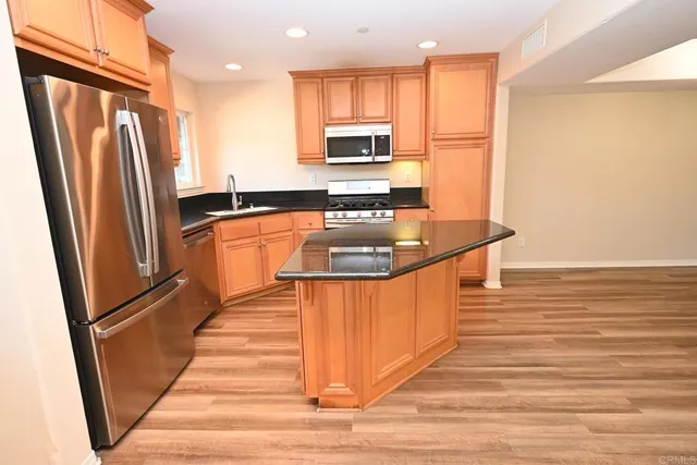 $5,100 | 4035 Bluff View Way, Carlsbad, CA 92008