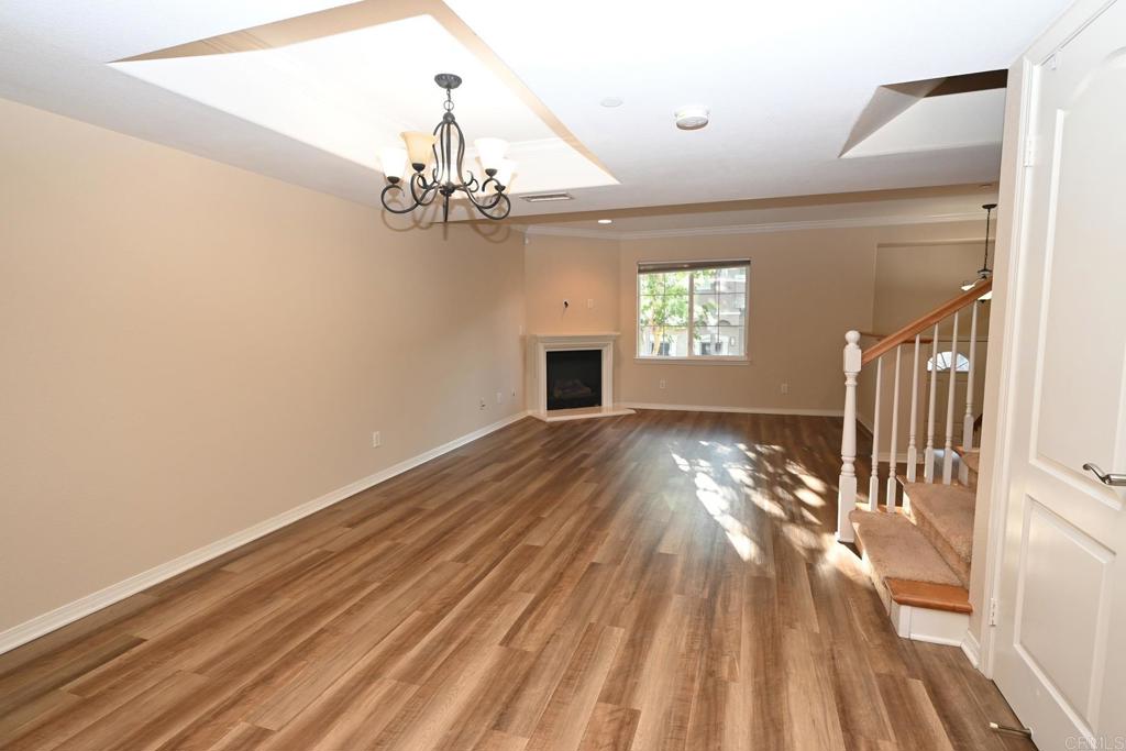 4035 Bluff View Way Carlsbad, CA 92008 - Photo 6 of 38