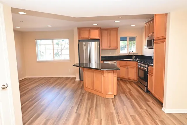 $5,100 | 4035 Bluff View Way, Carlsbad, CA 92008