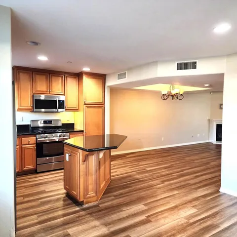 $5,100 | 4035 Bluff View Way, Carlsbad, CA 92008