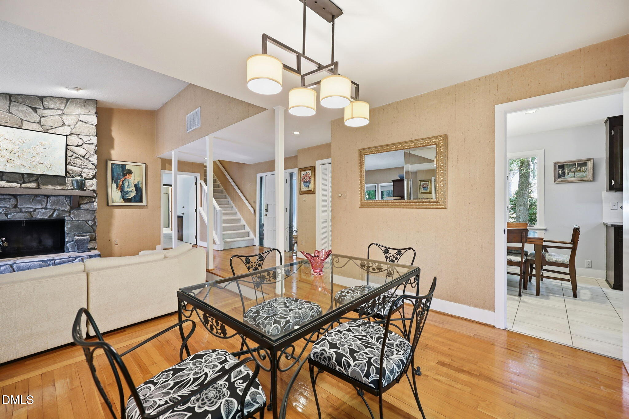6101 Dresden Lane Raleigh, NC 27612 - Photo 16 of 41