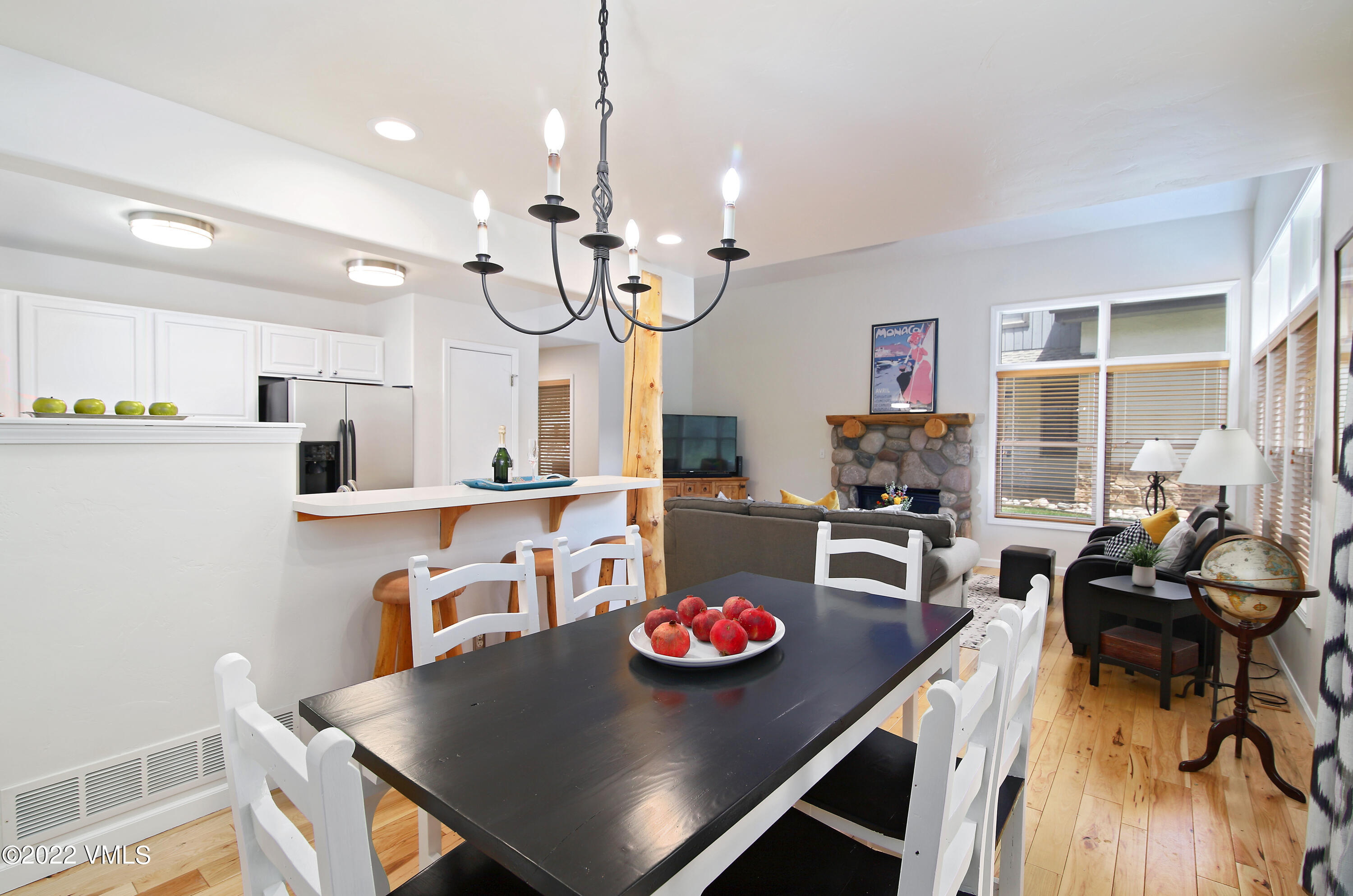 10 Miller's Loop Edwards, CO 81632 - Photo 7 of 21 10_millers_loop_dining_living