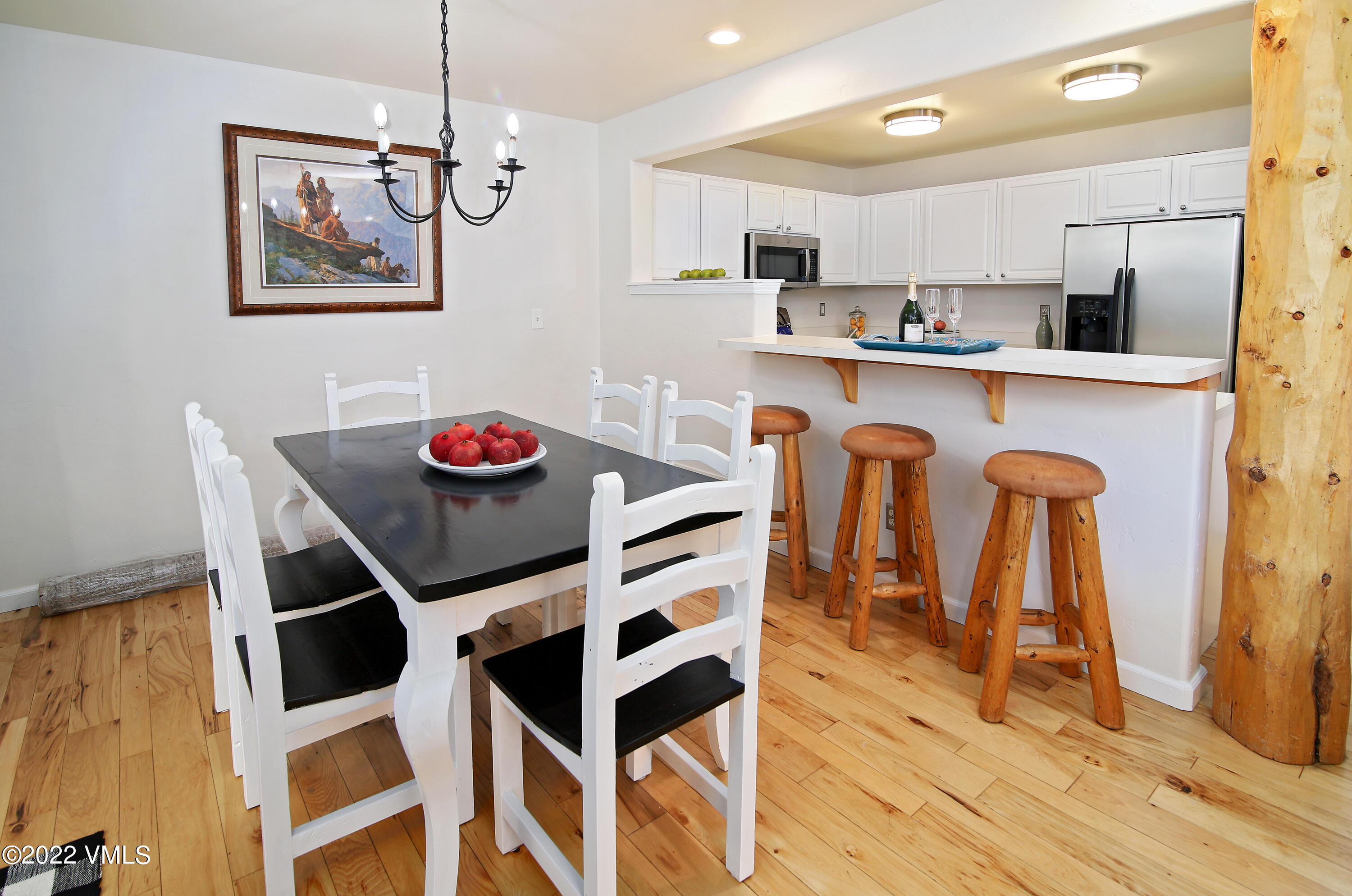 10 Miller's Loop Edwards, CO 81632 - Photo 8 of 21 10_millers_loop_dining_kitchen