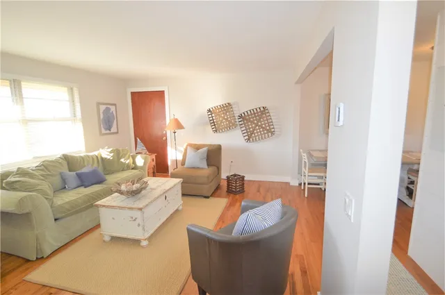 $2,500 | 70 Carroll Avenue, Unit 107, Newport, RI 02840