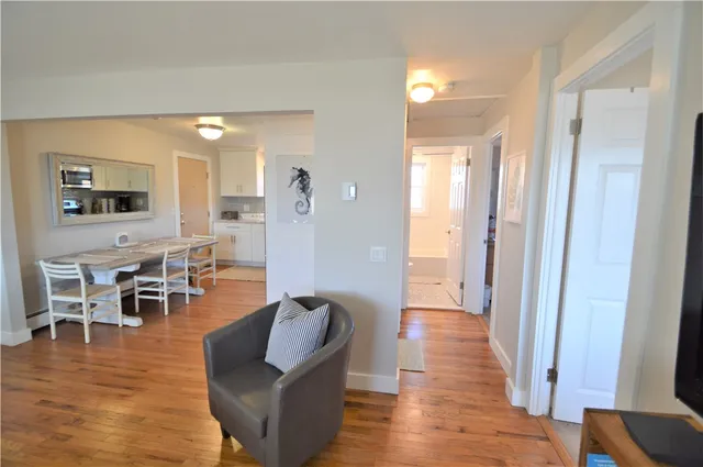 $2,500 | 70 Carroll Avenue, Unit 107, Newport, RI 02840