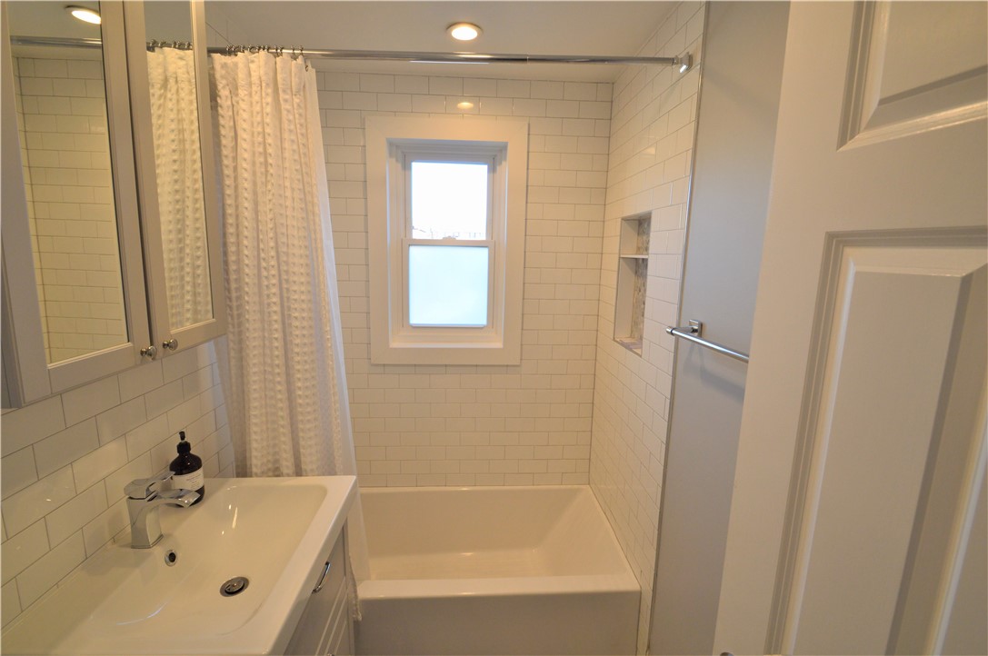 70 Carroll Avenue, Unit 107 Newport, RI 02840 - Photo 25 of 27