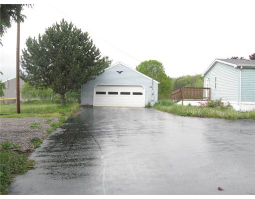 25 Miller Road Transfer, PA 16154 - Photo 2 of 16 Parking Lot/Garage.
