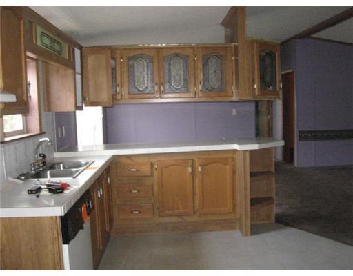 25 Miller Road Transfer, PA 16154 - Photo 4 of 16 Kitchen.