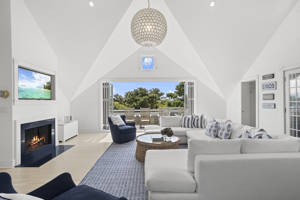 6 Walbang Avenue Nantucket, MA 02554 - Photo 12 of 42