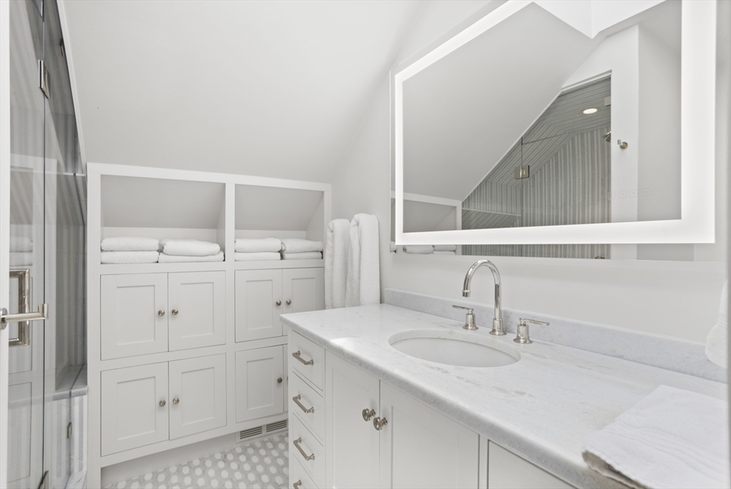 6 Walbang Avenue Nantucket, MA 02554 - Photo 24 of 42