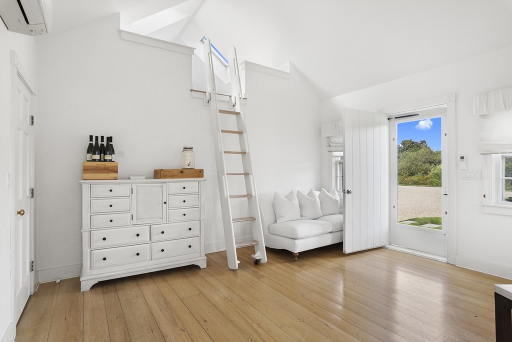 6 Walbang Avenue Nantucket, MA 02554 - Photo 39 of 42