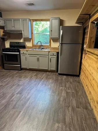 $179,900 | 118 North Harrison Avenue, Sherman, TX 75090