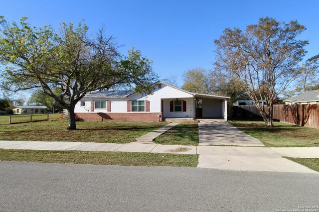 $1,500 | 15331 Cottage Street, Lytle, TX 78052