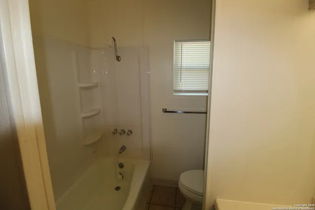 $1,500 | 15331 Cottage Street, Lytle, TX 78052