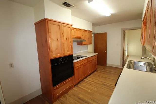 $1,500 | 15331 Cottage Street, Lytle, TX 78052