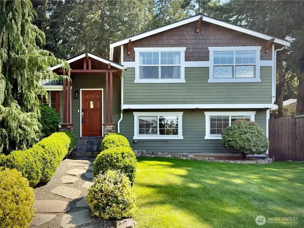 $1,050,000 | 6229 Northeast 196th Street, Kenmore, WA 98028