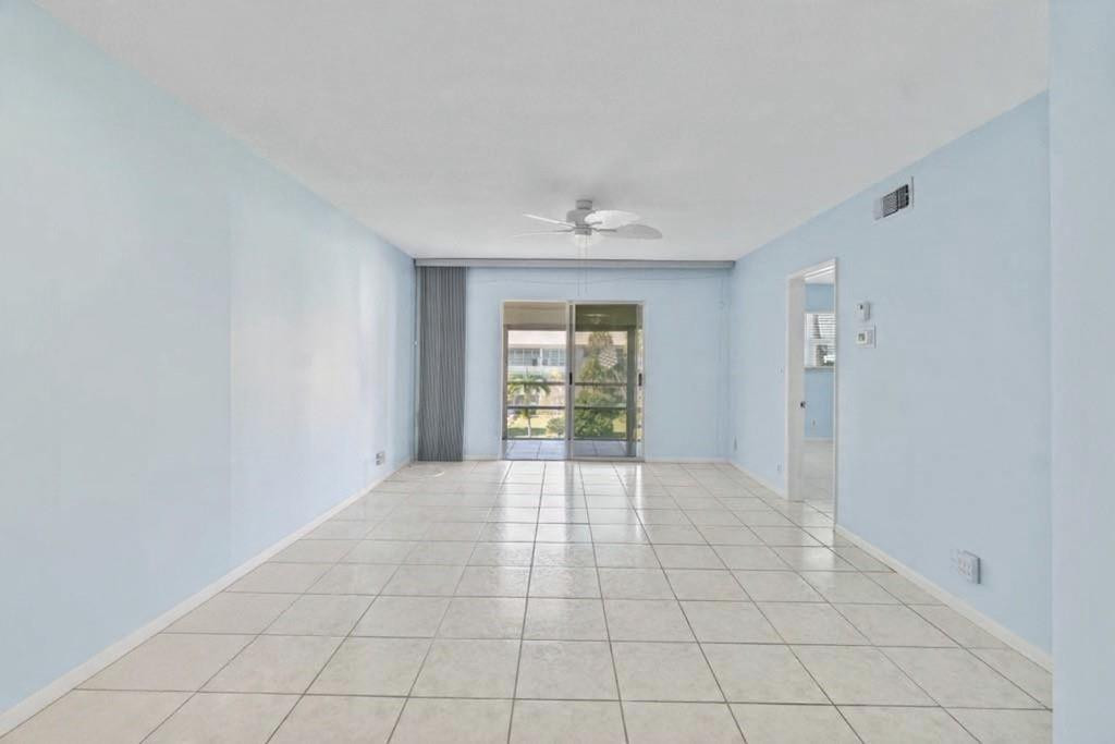 2050 Northeast 39th Street, Unit 302E Lighthouse Point, FL 33064 - Photo 19 of 36 Photo 19