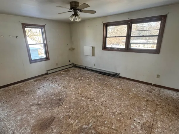 $293,000 | 816 Ridgeway Boulevard, De Pere, WI 54115