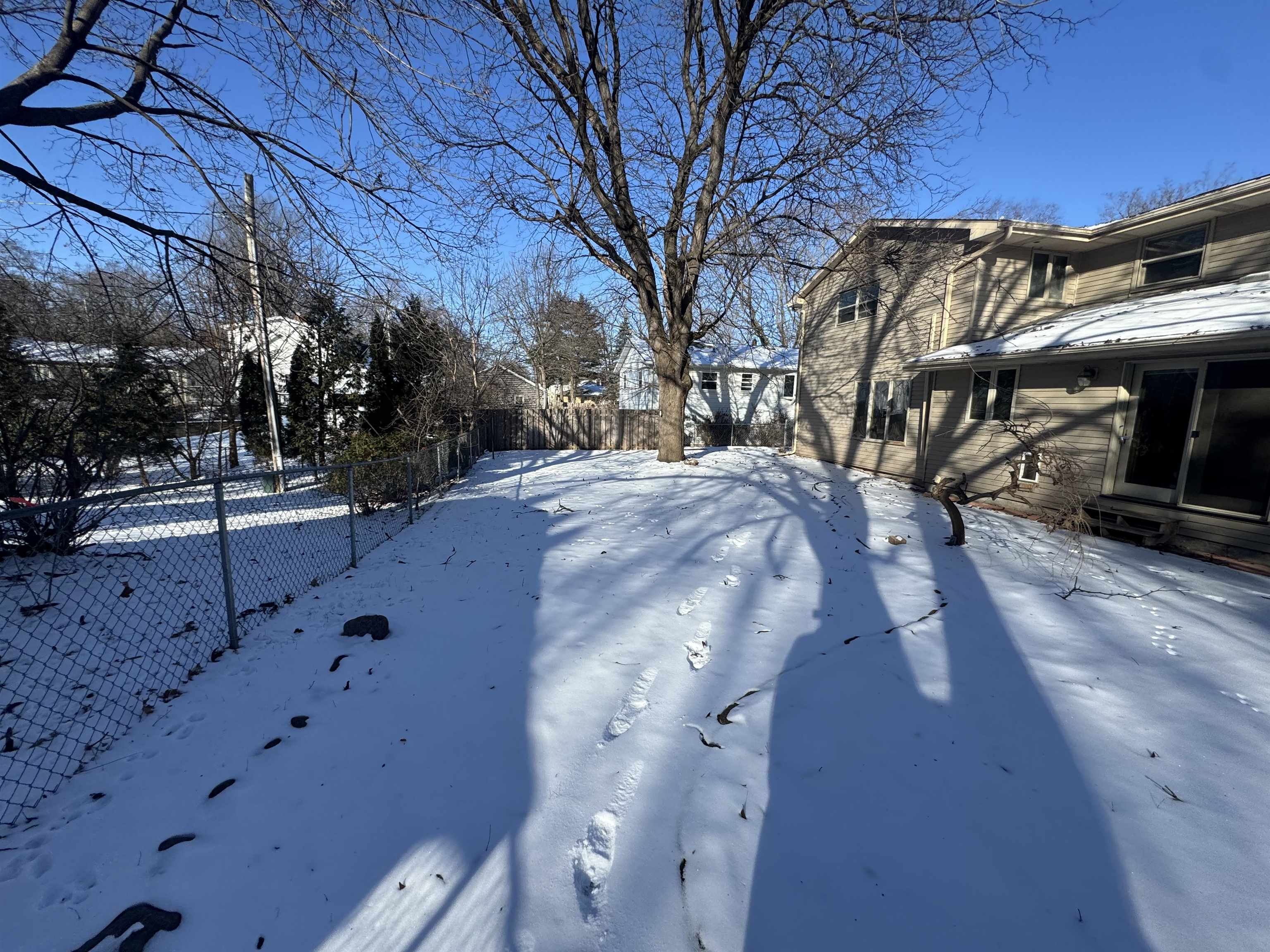 816 Ridgeway Boulevard De Pere, WI 54115 - Photo 9 of 29