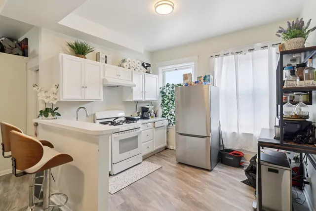 $1,050,000 | 421 Lake Street, Maywood, IL 60153