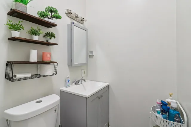 $1,050,000 | 421 Lake Street, Maywood, IL 60153