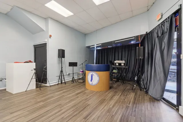 $1,050,000 | 421 Lake Street, Maywood, IL 60153