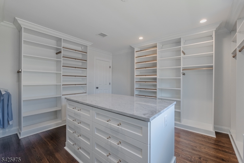 18 Woodside Road Springfield, NJ 07081 - Photo 25 of 42