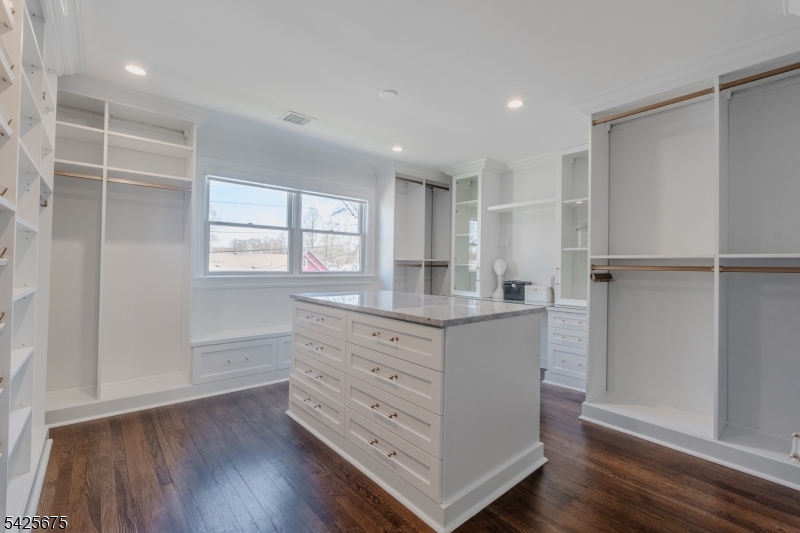 18 Woodside Road Springfield, NJ 07081 - Photo 26 of 42