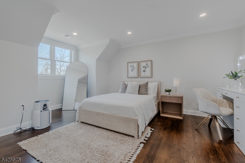 18 Woodside Road Springfield, NJ 07081 - Photo 29 of 42