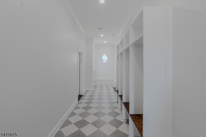 18 Woodside Road Springfield, NJ 07081 - Photo 3 of 42