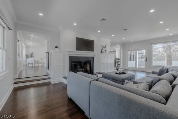 $1,849,000 | 18 Woodside Road, Springfield, NJ 07081