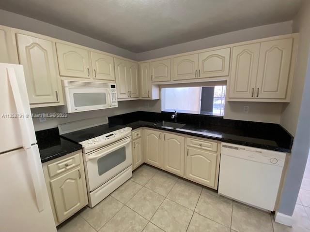 10985 Southwest 107th Street, Unit 305 Miami, FL 33176 - Photo 2 of 20