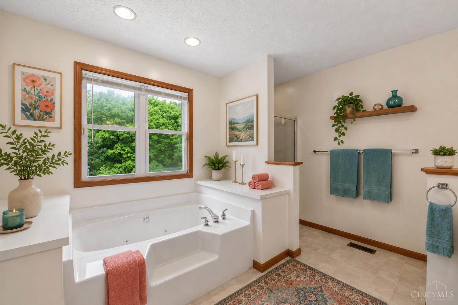 1109 Asbury Road Cincinnati, OH 45255 - Photo 46 of 69