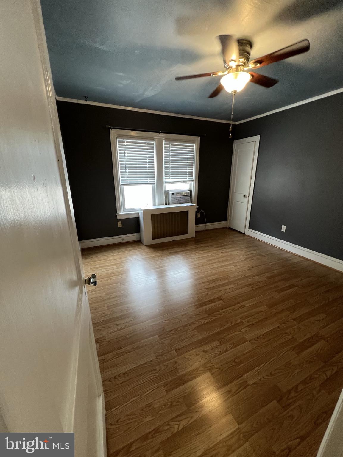 4007 Vernon Road Drexel Hill, PA 19026 - Photo 8 of 26