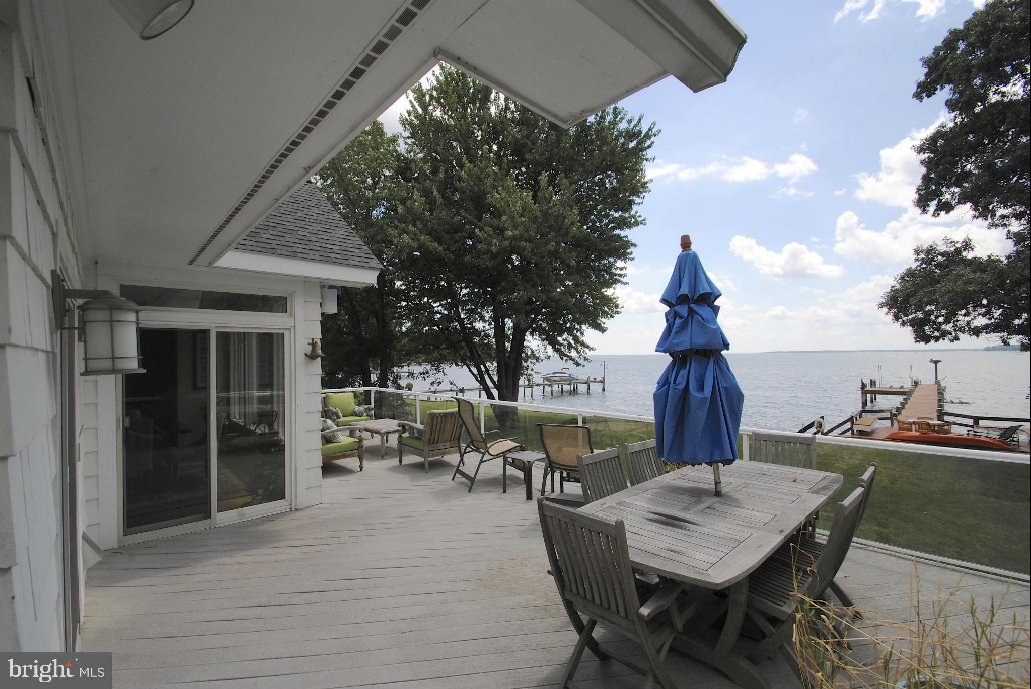 3748 Thomas Point Road Annapolis, MD 21403 - Photo 8 of 30 Deck off of kitchen and dining room