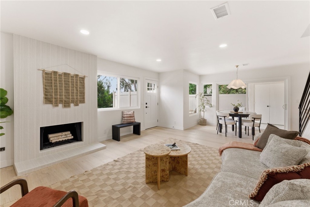 245 Countryhaven Road Encinitas, CA 92024 - Photo 7 of 35