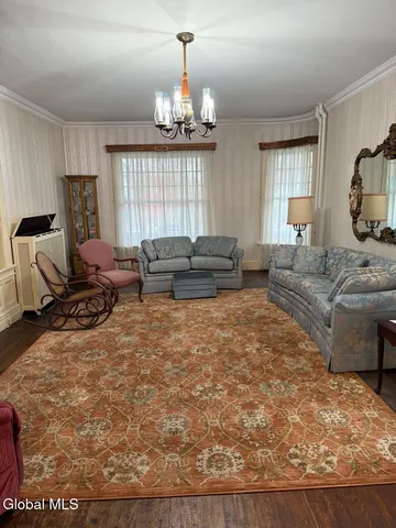 $275,000 | 202 Market Street, Amsterdam, NY 12010