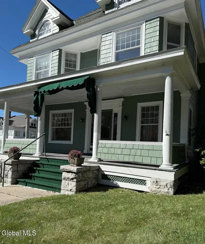 $275,000 | 202 Market Street, Amsterdam, NY 12010