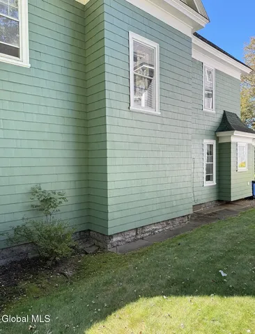 $275,000 | 202 Market Street, Amsterdam, NY 12010