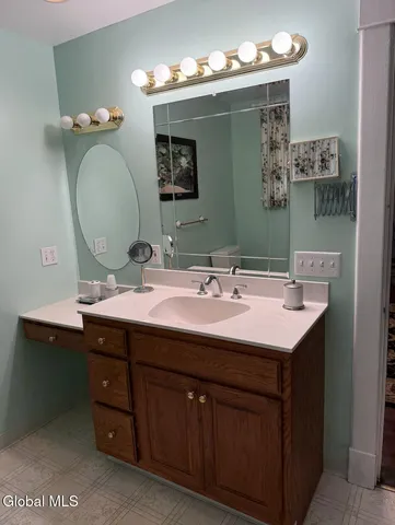 $275,000 | 202 Market Street, Amsterdam, NY 12010