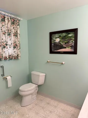 $275,000 | 202 Market Street, Amsterdam, NY 12010