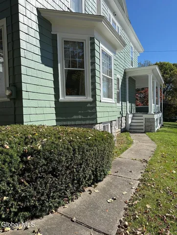 $275,000 | 202 Market Street, Amsterdam, NY 12010