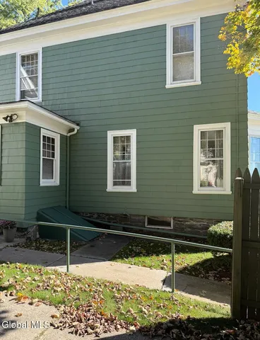 $275,000 | 202 Market Street, Amsterdam, NY 12010