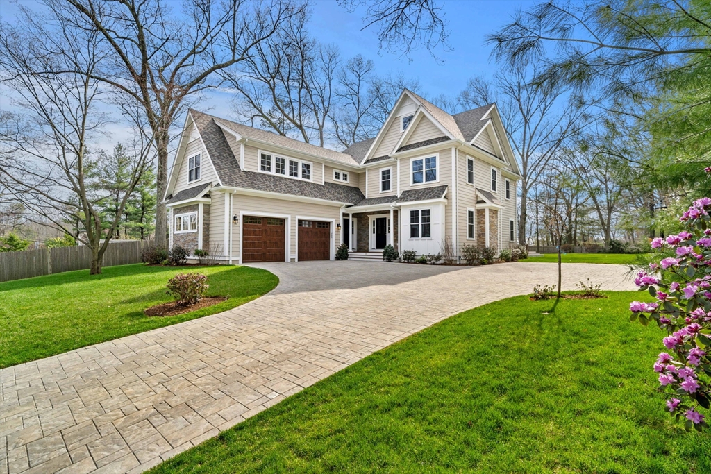 18 Robinson Road Lexington, MA 02420 - Photo 1 of 32 Gallery Image 1