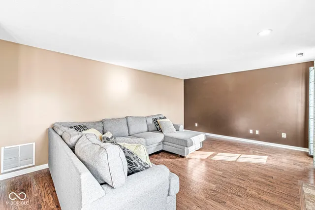 $334,900 | 7603 Monterey Circle, Avon, IN 46123