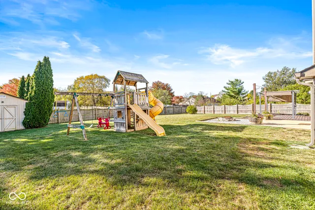 $334,900 | 7603 Monterey Circle, Avon, IN 46123